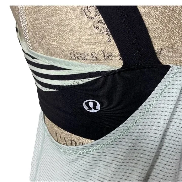 Lululemon Run: Back On Track Tank Mint Moment/Classic Stripe Mint Moment Size 4 - Picture 7 of 9